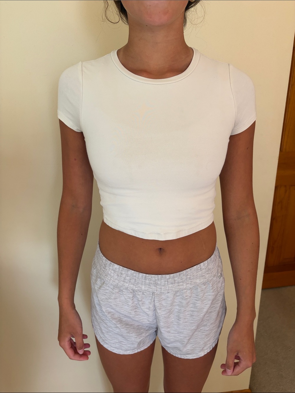 Aeropostale seriously soft white Short-Sleeve Crop Top baby tee